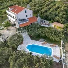 Villa Kucine