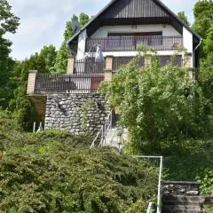 Traumhaftes Ferienhaus im Buchengebirge
