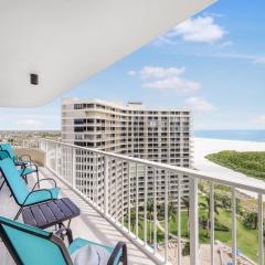 Corner beachfront condo with pool, gym and ocean views