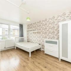 Great Double Bedrooms Available.