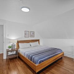 Shadyside, Central 3B Modern and Stylish Private Bedroom With Shared Bathroom and Free Parking