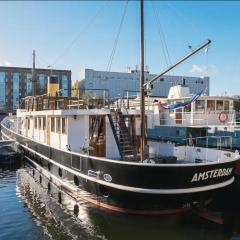 Unieke Historische Woonboot In Amsterdam