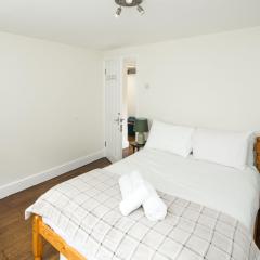 Charming 2BD Flat in Tulse Hill with Garden