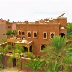 Villa Ushuaia avec piscine - Petit déjeuner Gratuit - Marrakech City Center