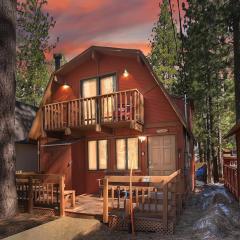 Treehouse Retreat Moonridge