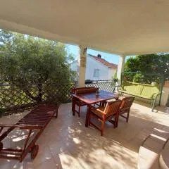 Marina Crveni Apartman