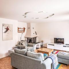 Apartment Chesa Mezzaun by Interhome