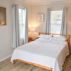 Two Bedrooms - Walk to the Beach!