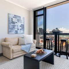 Four Seasons 1303-Central City Apartment CBD with Parking, Pool & Gym and breathtaking City Views!