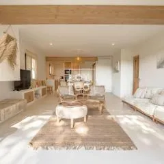 Boutique Villa The Shine - Sea view and style in Moraira - by OYOOSTAYS
