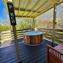 Jacuzzi, Game room and More! Close to Downtown!