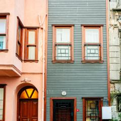 The Wall Private Mansion Kumkapı