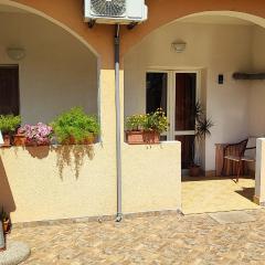 Family-friendly apartments with swimming pool Jelsa, Hvar - 22432