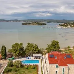 Stunning Apartment In Mrljane With Wifi