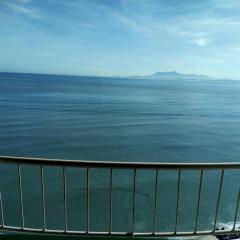 To bedroom apartment sea