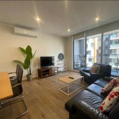 Comfy 2 Bedroom Apt Closed to Sydney Airport