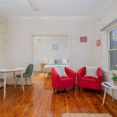 Newcastle Nook - Convenient Comforts in the CBD