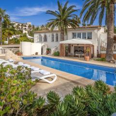 Villa Mariposa by Abahana Villas