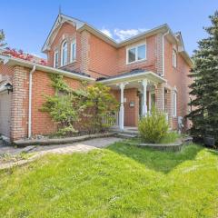 Family-Friendly Newly Renovated 3BR in Whitby