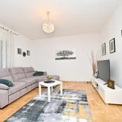 Apartment Ražanac Nikola