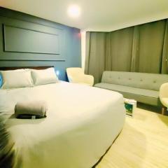 Exec-Suite - Top Rated Stay in Downtown - Comfort & Quality