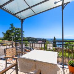 Studio with terrace & sea view