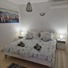 Lovely 2-bedroom apartment in Novi Vinodolski