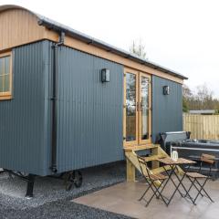 Dam View Shepherds Hut