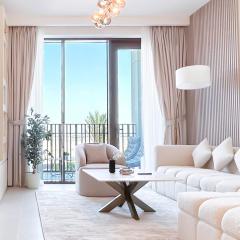 Elegant 1B Apt&Balcony in the Heart of Dubai Creek