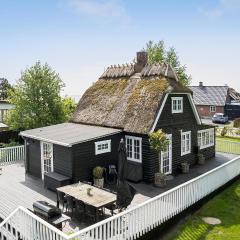 Lovely Home In Faxe Ladeplads With Kitchen