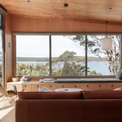 Swansong - Experience simple environmental living