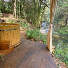 Wild Glamping Portugal with hot tub to relax in Viana do Castelo