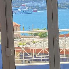 Igoumenitsa heart flats to let Mariasroom 2studios apartment seaside-city 50m harbor Chantzara