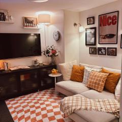 Cosy duplex 2bed1bath apartment by Melbourne Emporium