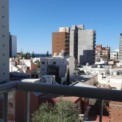 APA Madryn Allegra - céntrico, balcón con vista a la ciudad