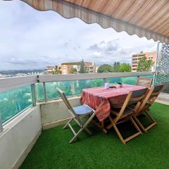 2 bedroom flat with terrasse & car-park Nice Ouest