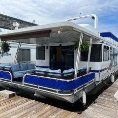 Palmetto Paradise Houseboat