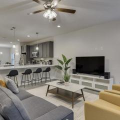 Your Vibrant Dallas Getaway Home