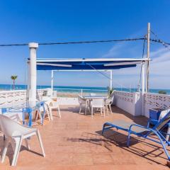Beachfront Place in Sagunto with Rooftop Lounge