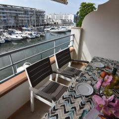 RNET - 2-3 Puerto Madeira Canal View