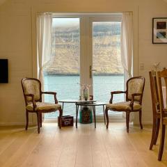 2 BR Boathouse for 4 guests, Norðoyri