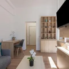 Parliament Sq Studio Apt