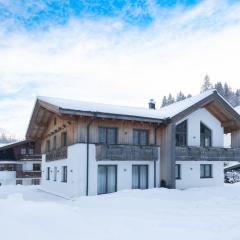 Chalet in Saalbach near Ski Lift