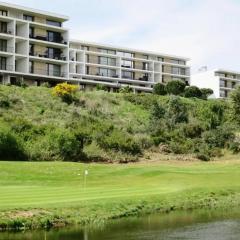 Apartment in Belas Golf country club - pool, private terrace and golf course view