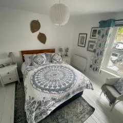 No 28 cosy cottage in the heart of Cowes