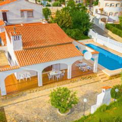 Villa Feliz Imelda by Abahana Villas