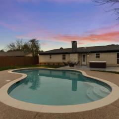 Texas Designer Home with Private Hot Tub and Pool