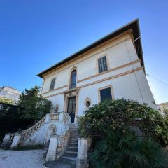 C025 Villa Toscane Bel Appartement Bourgeois