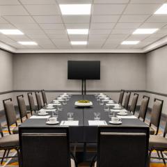 Crowne Plaza Louisville Airport Expo Ctr by IHG