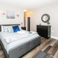 Modern 2BR Apartment - Close to Byward Market